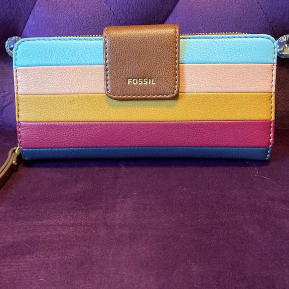 Brand new Fossil Madison zip clutch in multicolored leather  😍😍😍 - Picture 3 of 14